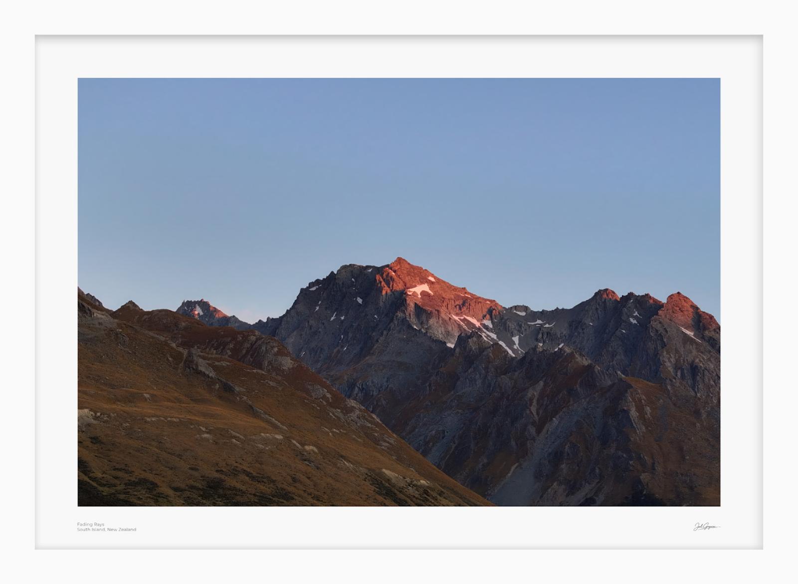 Fading Rays | New Zealand Scenic Series | Glenorchy, South Island