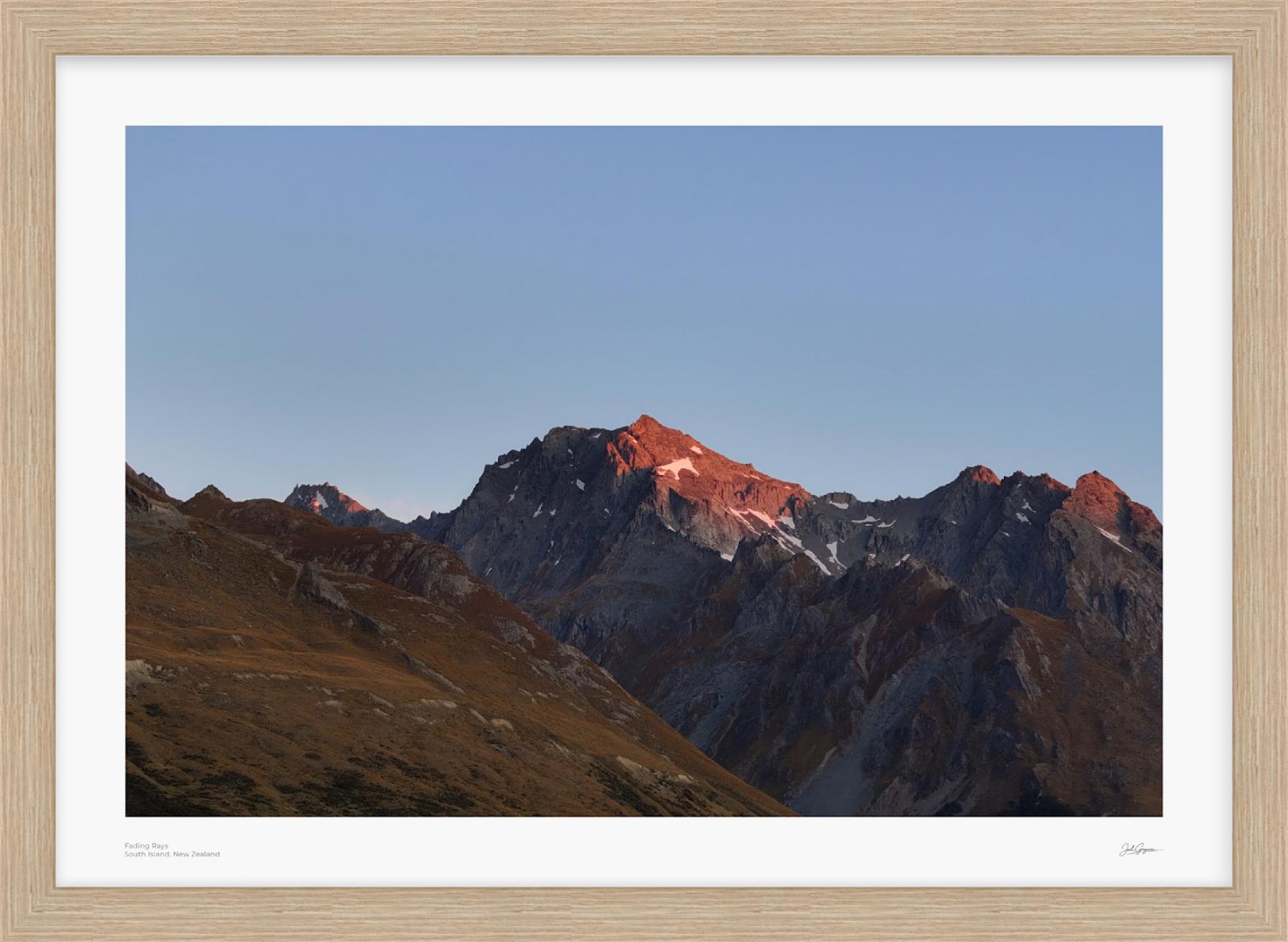 Fading Rays | New Zealand Scenic Series | Glenorchy, South Island